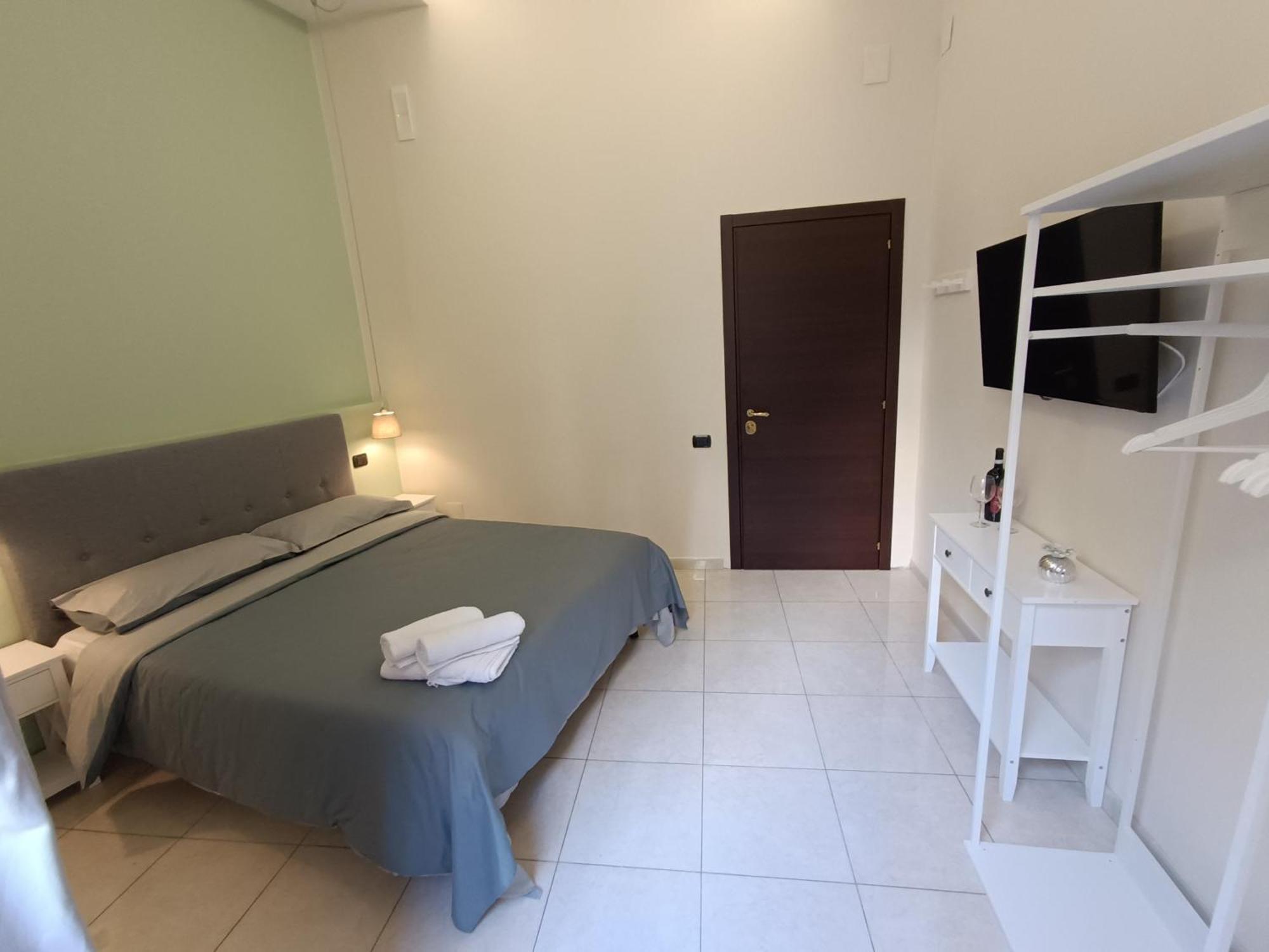 Residenza Geri - Suite And Home Napoli Centro Exterior foto