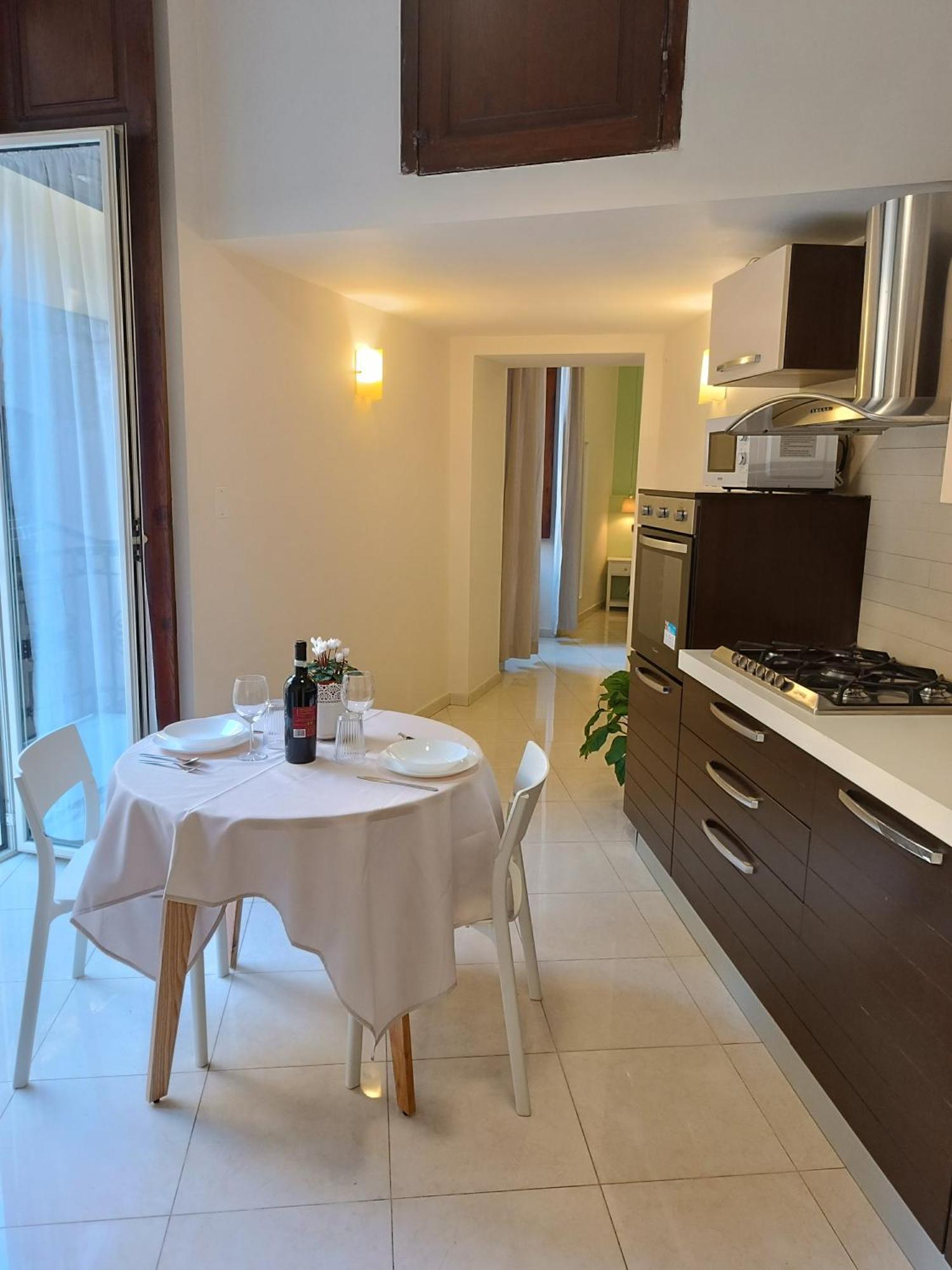 Residenza Geri - Suite And Home Napoli Centro Exterior foto